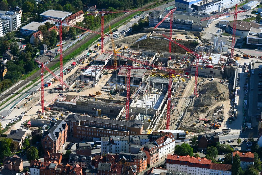 Jena aus der Vogelperspektive: Neubau eines Büro- und Geschäftshauses der Carl Zeiss AG in Jena im Bundesland Thüringen, Deutschland