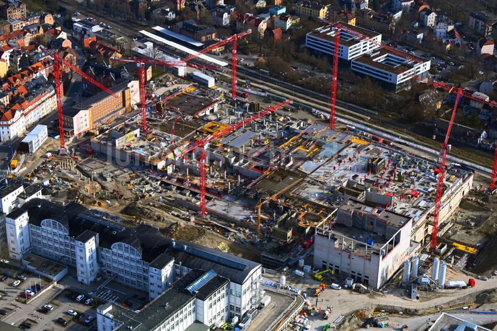 Luftbild Jena - Neubau eines Büro- und Geschäftshauses der Carl Zeiss AG in Jena im Bundesland Thüringen, Deutschland