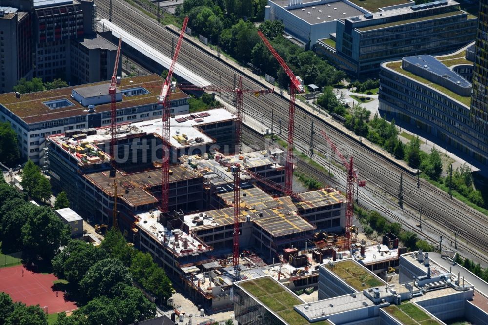 Luftaufnahme München - Neubau eines Büro- und Geschäftshauses der TÜV SÜD AG an der Ridlerstraße im Ortsteil Schwanthalerhöhe in München im Bundesland Bayern, Deutschland