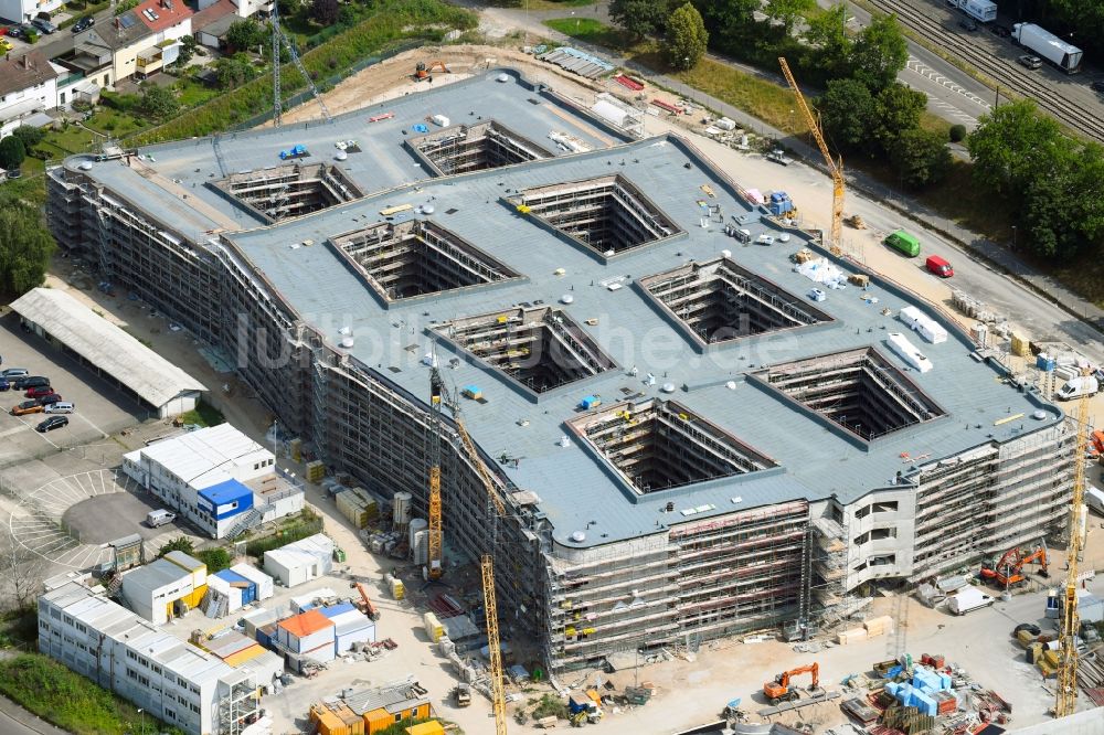 Karlsruhe von oben - Neubau eines Büro- und Geschäftshauses der dm-drogerie markt GmbH + Co. KG in Karlsruhe im Bundesland Baden-Württemberg, Deutschland