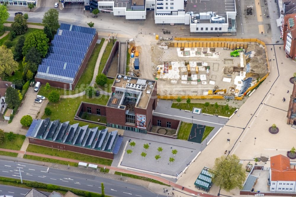 Herne von oben - Neubau eines Büro- und Geschäftshauses Europagarten am City Center am Europaplatz in Herne im Bundesland Nordrhein-Westfalen, Deutschland