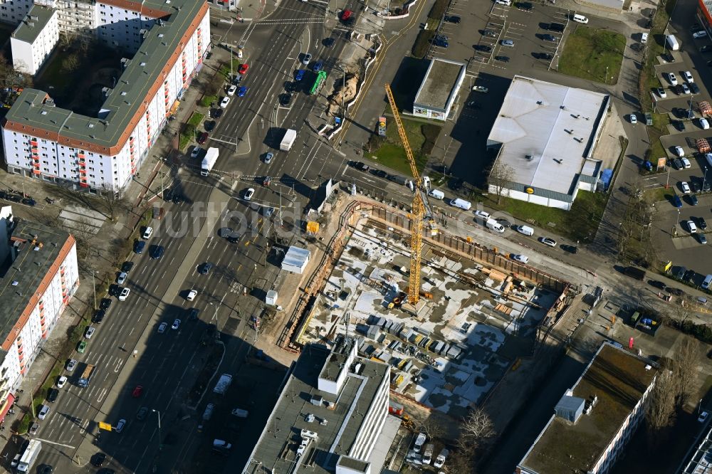 Luftbild Berlin - Neubau eines Büro- und Geschäftshauses an der Frankfurter Allee Ecke Buchberger Straße im Ortsteil Lichtenberg in Berlin, Deutschland