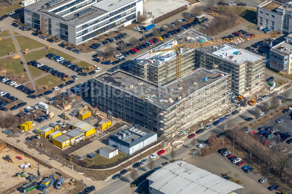 Luftaufnahme Holzwickede - Neubau eines Büro- und Geschäftshauses an der Gottlieb-Daimler-Straße in Holzwickede im Bundesland Nordrhein-Westfalen, Deutschland