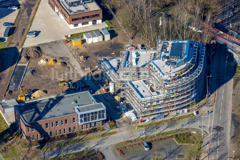 Oberhausen von oben - Neubau eines Büro- und Geschäftshauses Haus der Grünen Verbände in Oberhausen im Bundesland Nordrhein-Westfalen, Deutschland