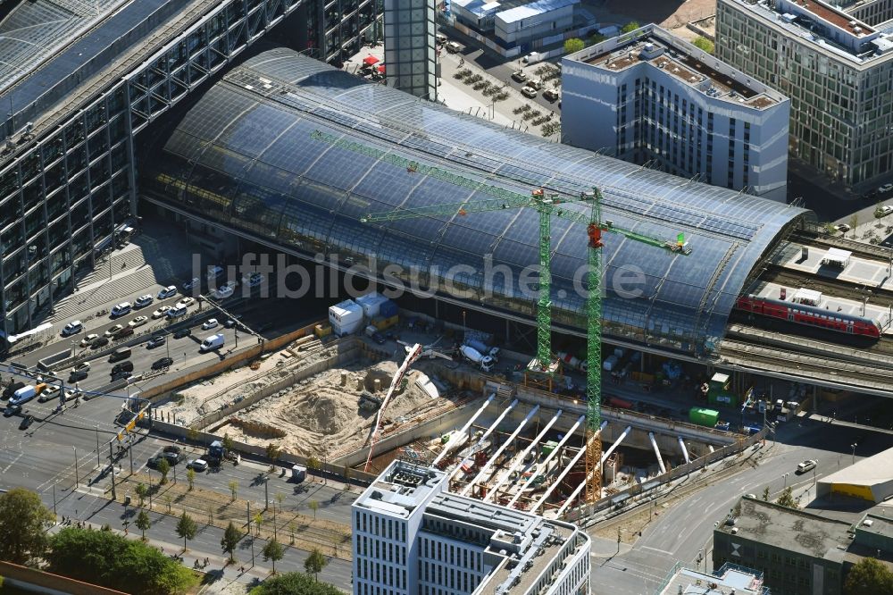 Berlin aus der Vogelperspektive: Neubau eines Büro- und Geschäftshauses und Hotel Grand Central Berlin im Ortsteil Moabit in Berlin, Deutschland