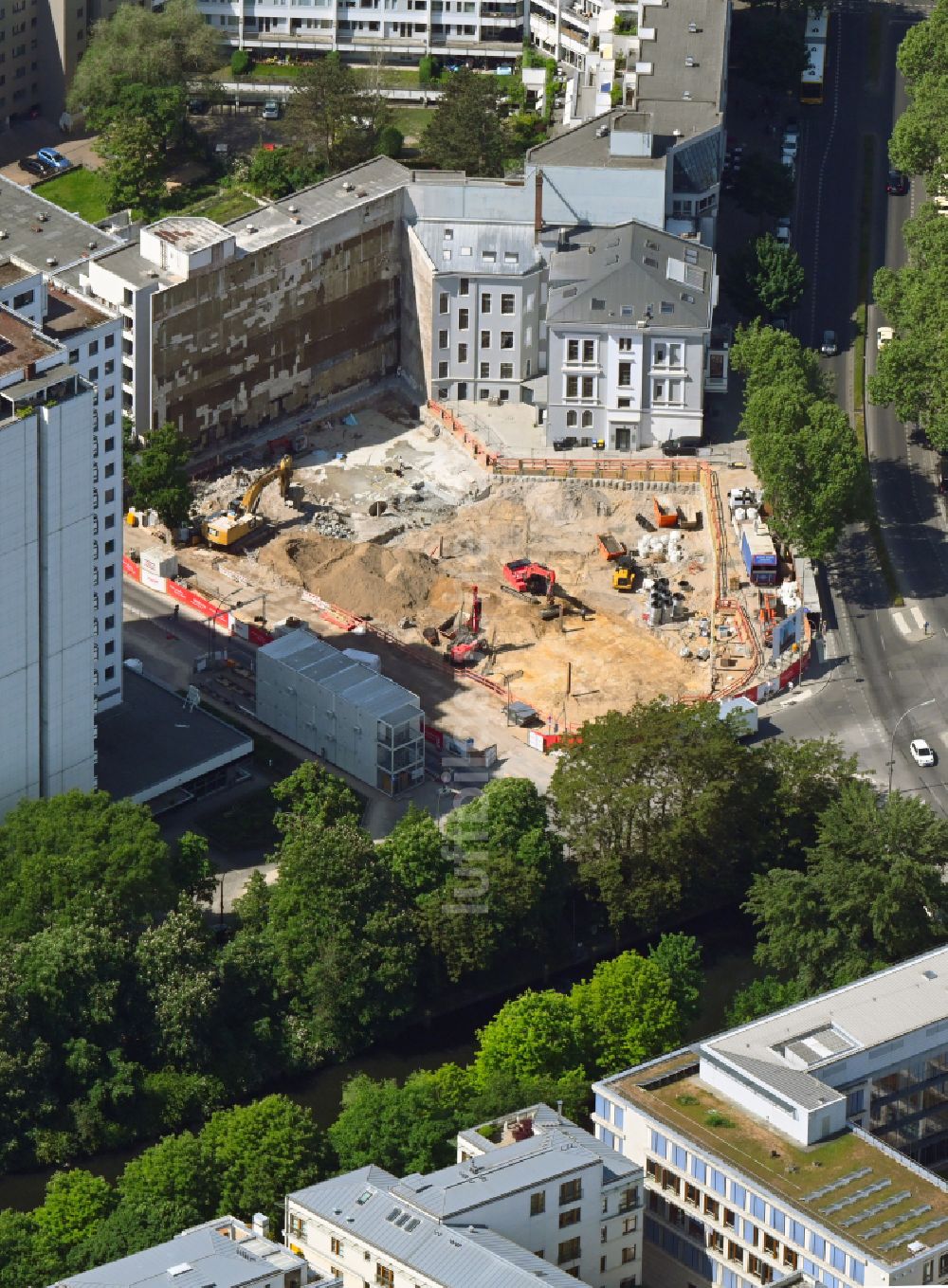 Luftaufnahme Berlin - Neubau eines Büro- und Geschäftshauses der HYP-Zentrale an der Budapester Straße - Lützowstraße in Berlin, Deutschland