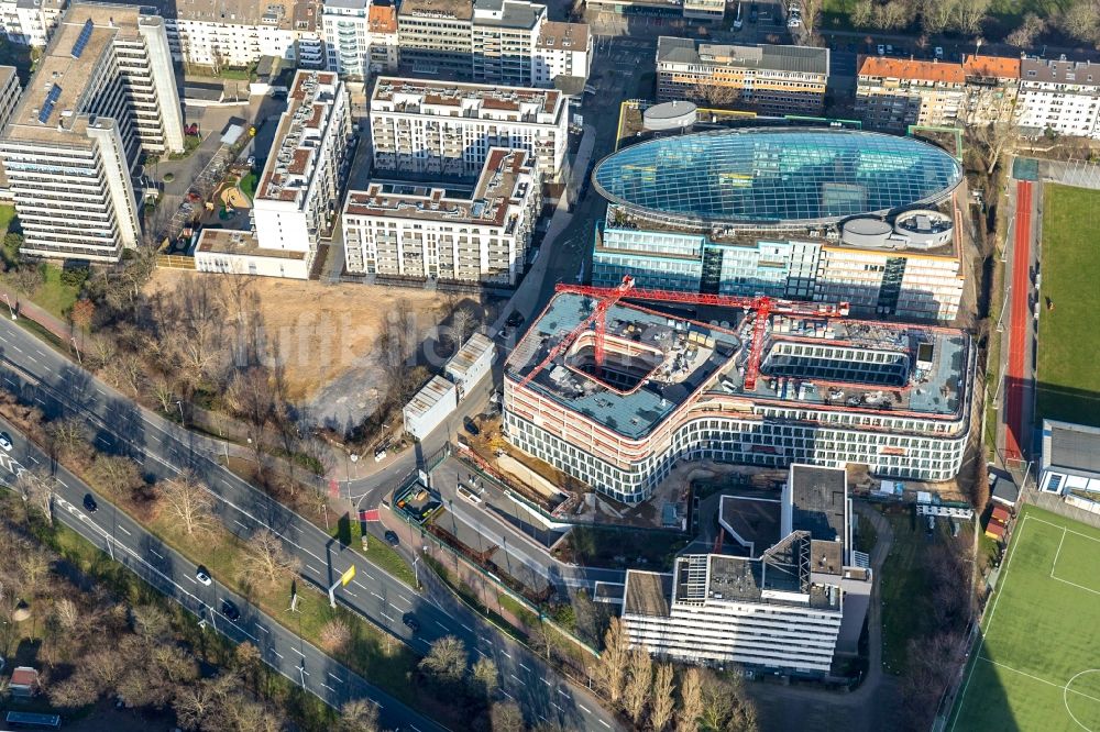 Luftaufnahme Düsseldorf - Neubau eines Büro- und Geschäftshauses Infinity Office in Düsseldorf im Bundesland Nordrhein-Westfalen, Deutschland