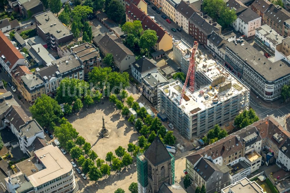 Oberhausen aus der Vogelperspektive: Neubau eines Büro- und Geschäftshauses Jobcenter Oberhausen an der Marktstraße in Oberhausen im Bundesland Nordrhein-Westfalen, Deutschland