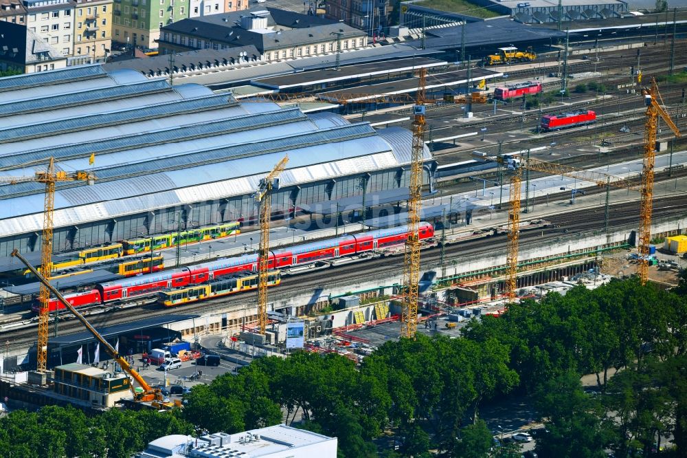 Luftaufnahme Karlsruhe - Neubau eines Büro- und Geschäftshauses in Karlsruhe im Bundesland Baden-Württemberg, Deutschland