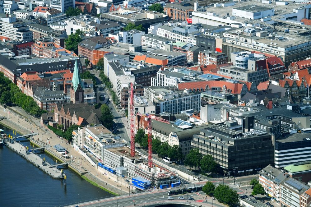 Bremen von oben - Neubau eines Büro- und Geschäftshauses der Kühne + Nagel (AG & Co.) KG in Bremen, Deutschland