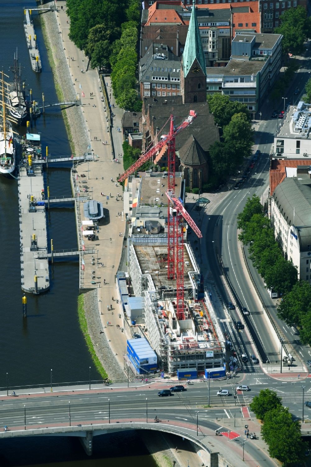 Luftaufnahme Bremen - Neubau eines Büro- und Geschäftshauses der Kühne + Nagel (AG & Co.) KG in Bremen, Deutschland