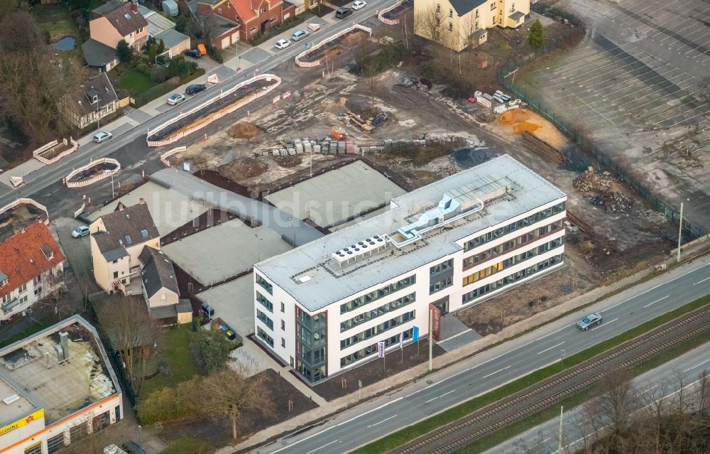 Luftaufnahme Bochum - Neubau eines Büro- und Geschäftshauses office 51°7 der Goldbeck West GmbH im Ortsteil Laer in Bochum im Bundesland Nordrhein-Westfalen, Deutschland