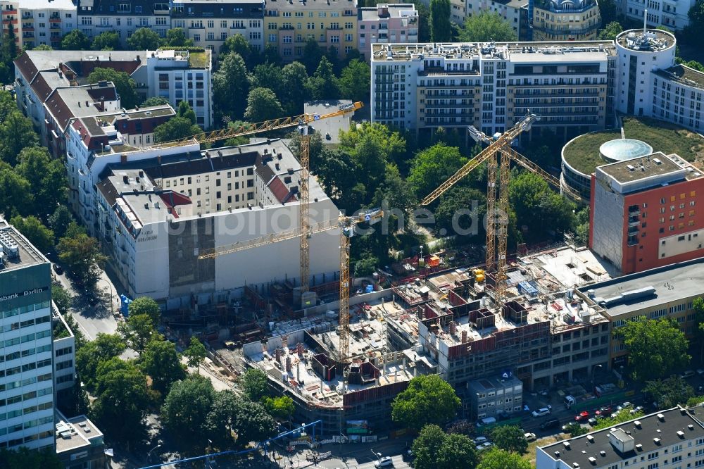 Luftaufnahme Berlin - Neubau eines Büro- und Geschäftshauses Quartier Bundesallee in Berlin, Deutschland