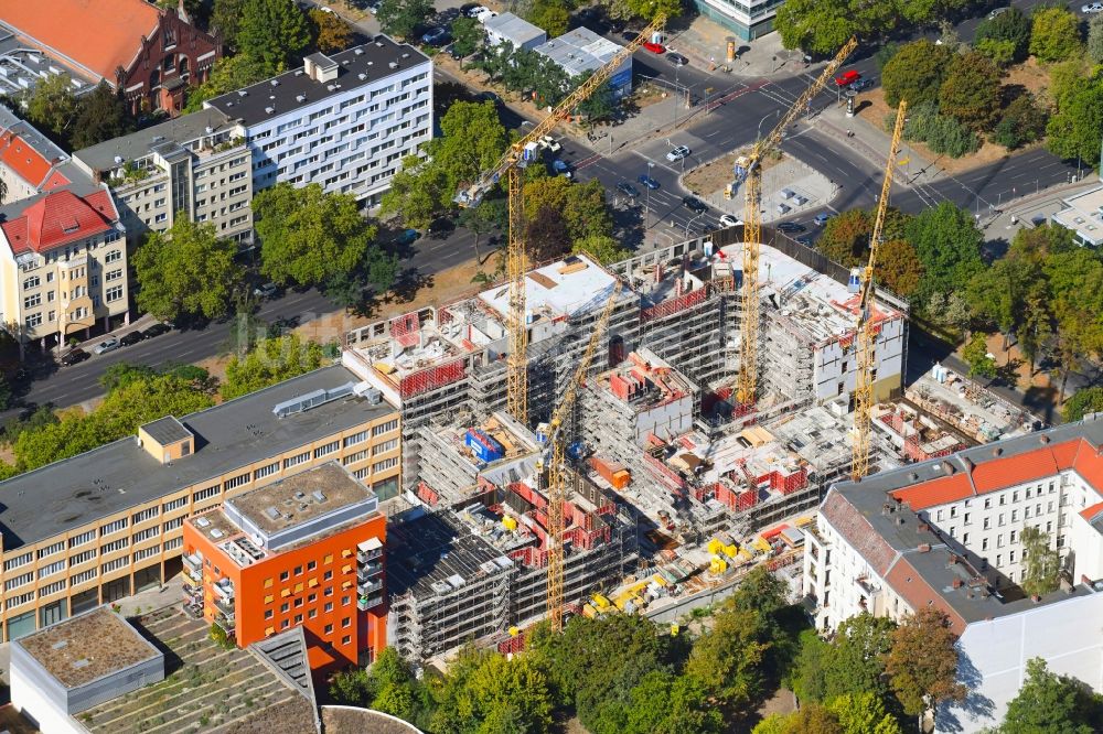 Berlin von oben - Neubau eines Büro- und Geschäftshauses Quartier Bundesallee in Berlin, Deutschland