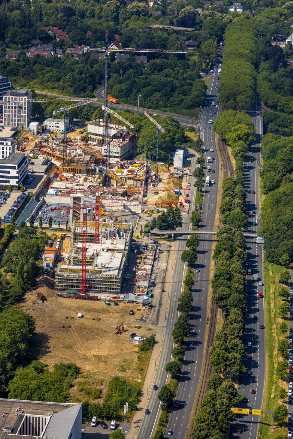 Dortmund von oben - Neubau eines Büro- und Geschäftshauses SKOFFICE in Dortmund im Bundesland Nordrhein-Westfalen, Deutschland