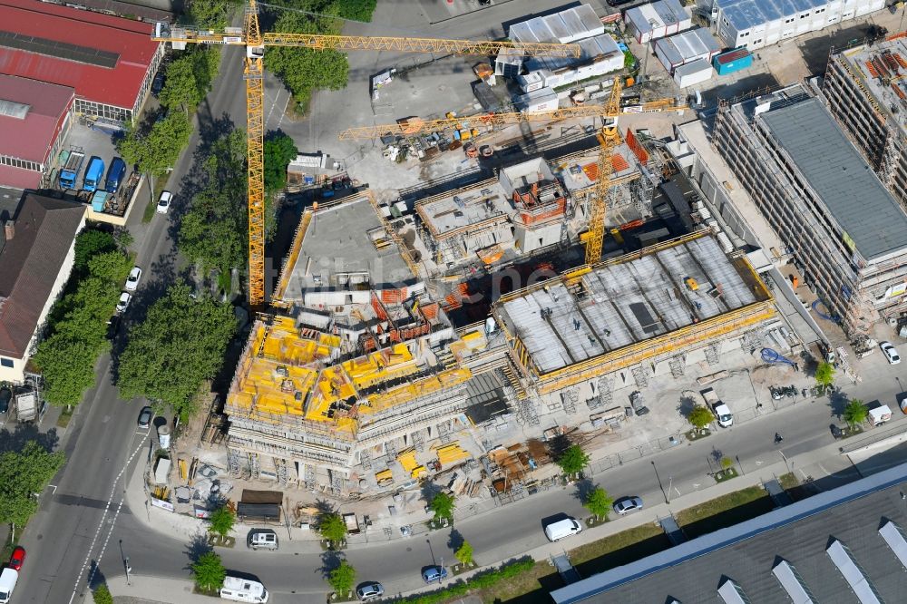 Luftbild Freiburg im Breisgau - Neubau eines Büro- und Geschäftshauses Smart Green Tower in Freiburg im Breisgau im Bundesland Baden-Württemberg, Deutschland