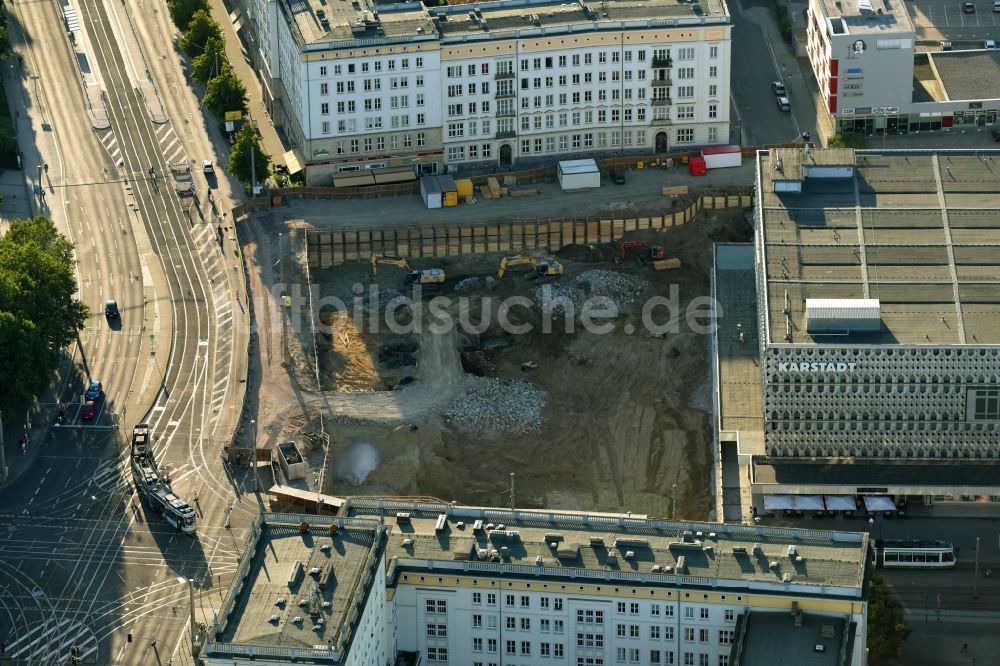 Magdeburg aus der Vogelperspektive: Neubau eines Büro- und Geschäftshauses der Städtischen Werke Magdeburg an der Ernst-Reuter-Allee Ecke Breiter Weg im Ortsteil Altstadt in Magdeburg im Bundesland Sachsen-Anhalt, Deutschland