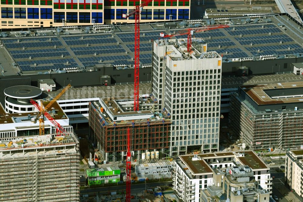 Luftbild Frankfurt am Main - Neubau eines Büro- und Geschäftshauses DB Tower im Ortsteil Gallus in Frankfurt am Main im Bundesland Hessen, Deutschland