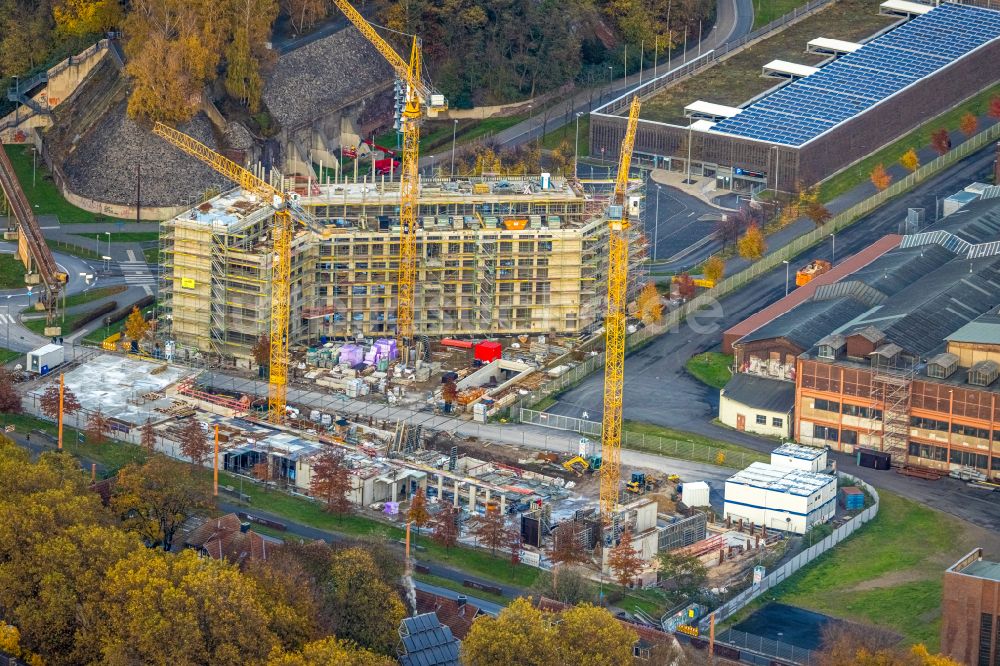 Luftbild Bochum - Neubau eines Büro- und Geschäftshauses TRIUM - An der Jahrhunderthalle in Bochum im Bundesland Nordrhein-Westfalen, Deutschland