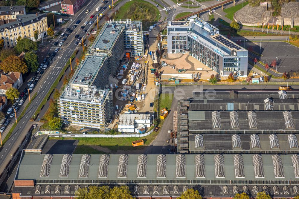 Luftbild Bochum - Neubau eines Büro- und Geschäftshauses TRIUM - An der Jahrhunderthalle in Bochum im Bundesland Nordrhein-Westfalen, Deutschland