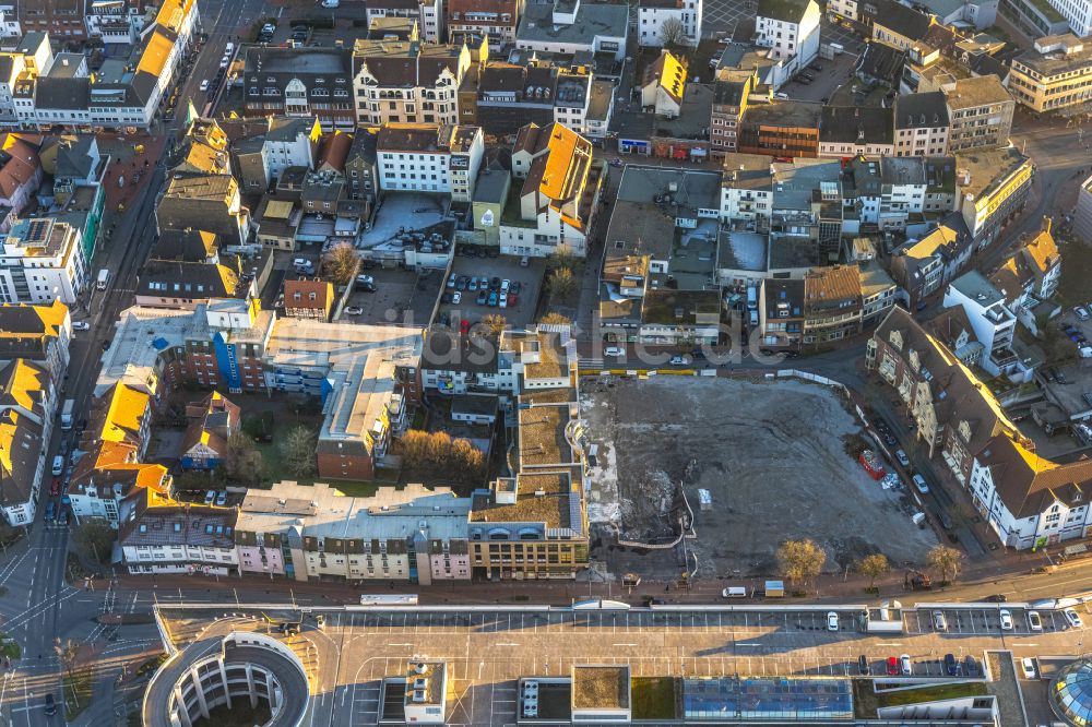 Hamm von oben - Neubau eines Büro- und Geschäftshauses B-tween in Hamm im Bundesland Nordrhein-Westfalen, Deutschland