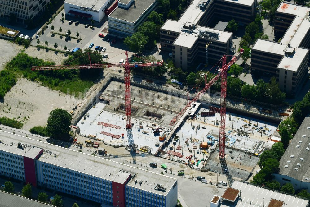 München aus der Vogelperspektive: Neubau Bürogebäude des Geschäftshauses in München im Bundesland Bayern, Deutschland