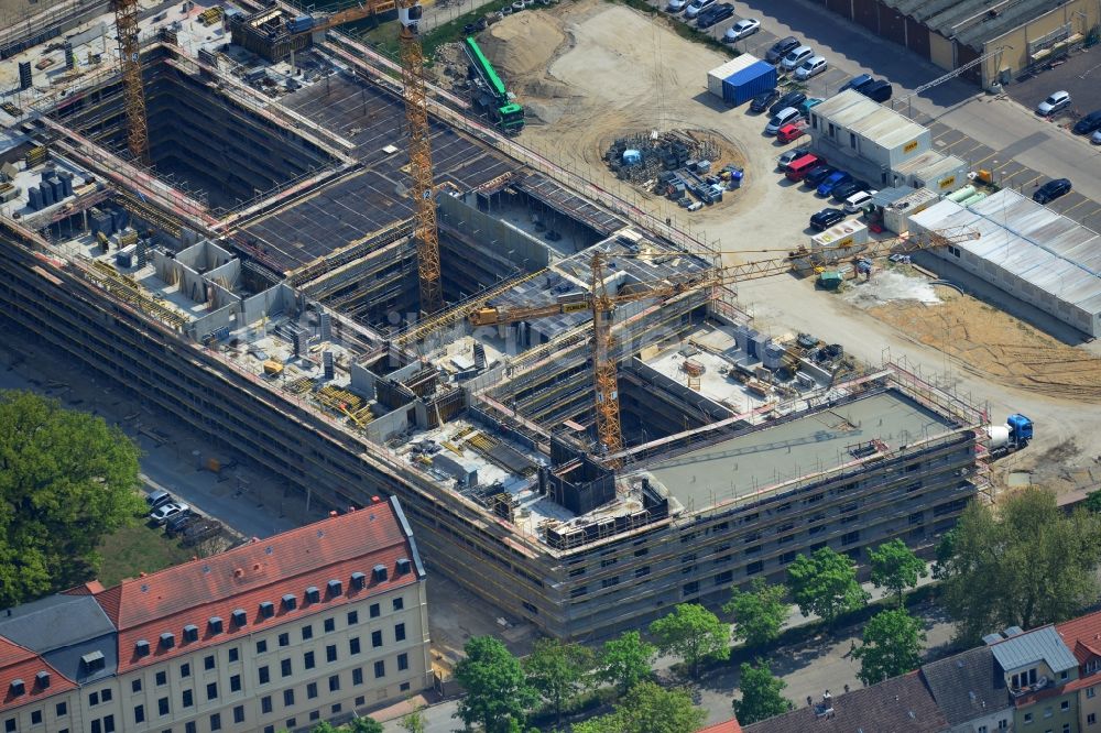 Potsdam von oben - Neubau eines Bürokomplexes für die Landesregierung Brandenburg in Potsdam