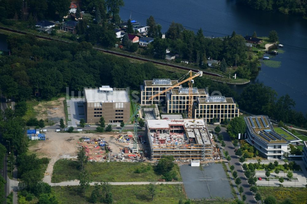 Potsdam von oben Neubau eines Büro und Geschäftshauses