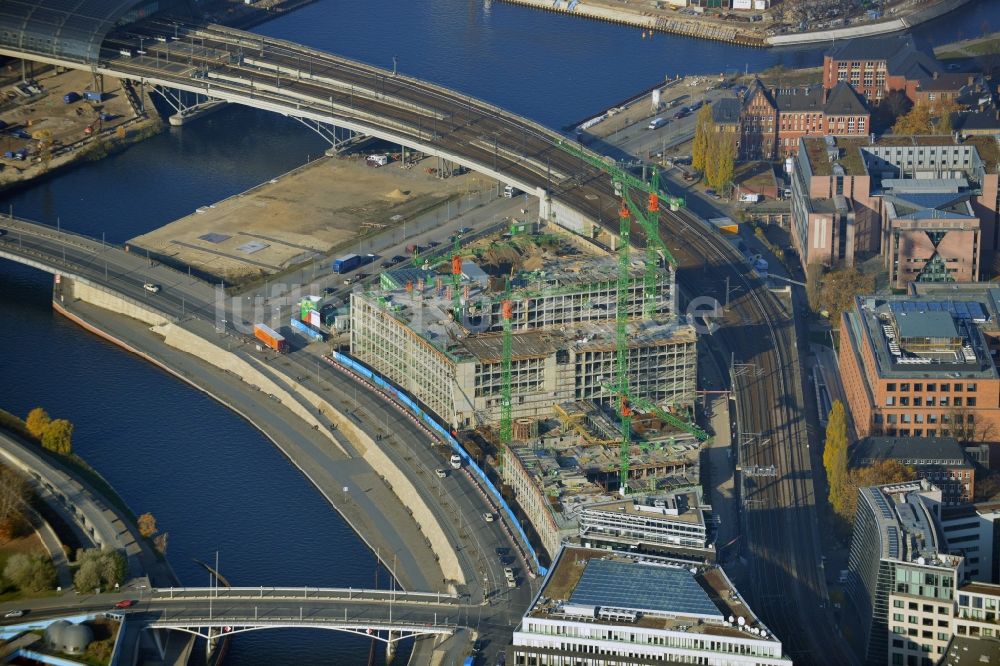 Berlin von oben - Neubau des Bundesministerium für Bildung und Forschung im Bezirk Mitte in Berlin