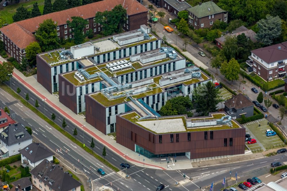 Bottrop von oben - Neubau des Campus der Fachhochschule - Hochschule Ruhr West in Bottrop im Bundesland Nordrhein-Westfalen