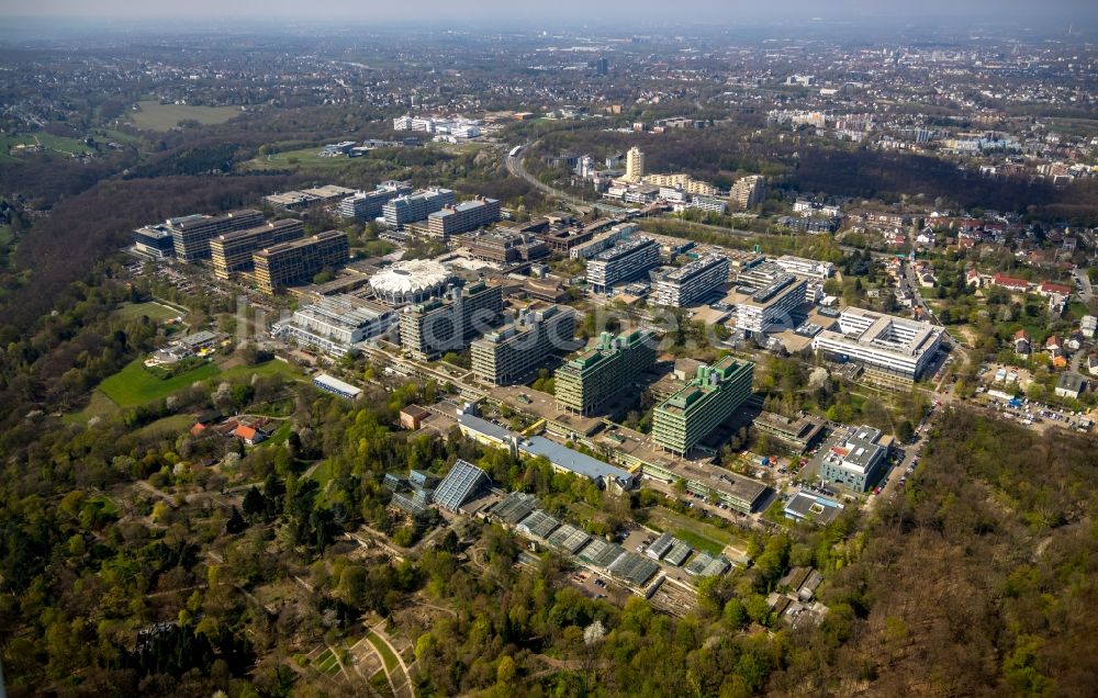 Bochum aus der Vogelperspektive: Neubau am Campus der RUB Ruhr-Universität Bochum im Bundesland Nordrhein-Westfalen