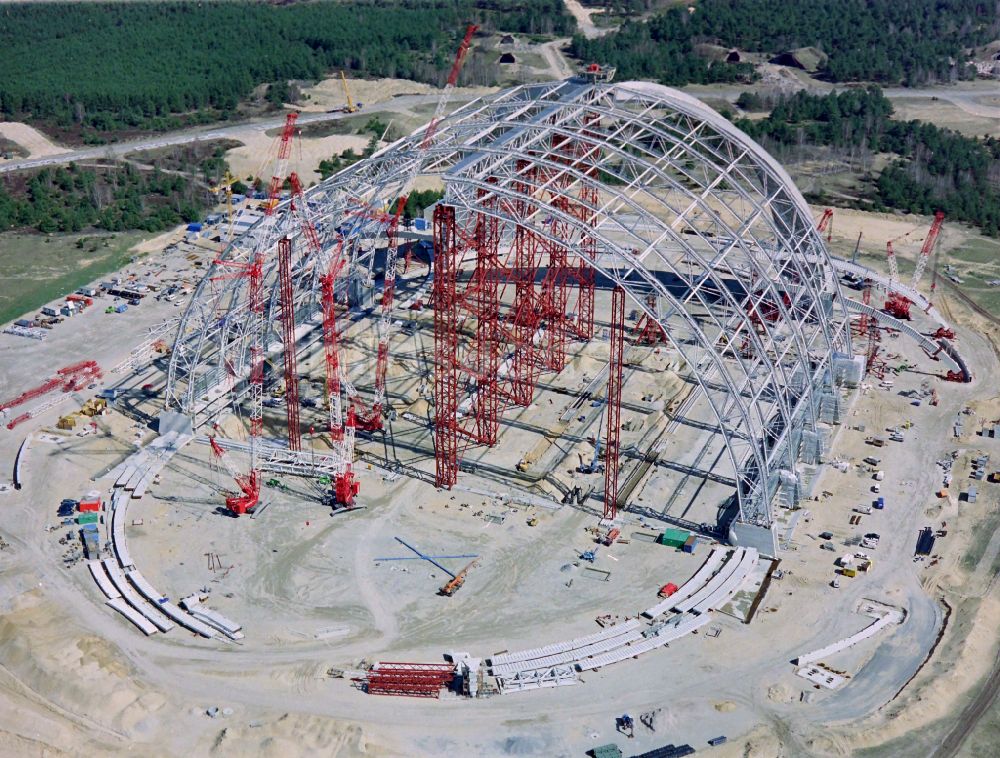 Krausnick aus der Vogelperspektive: Neubau der Chargolifterhalle in Krausnick im Bundesland Brandenburg, Deutschland