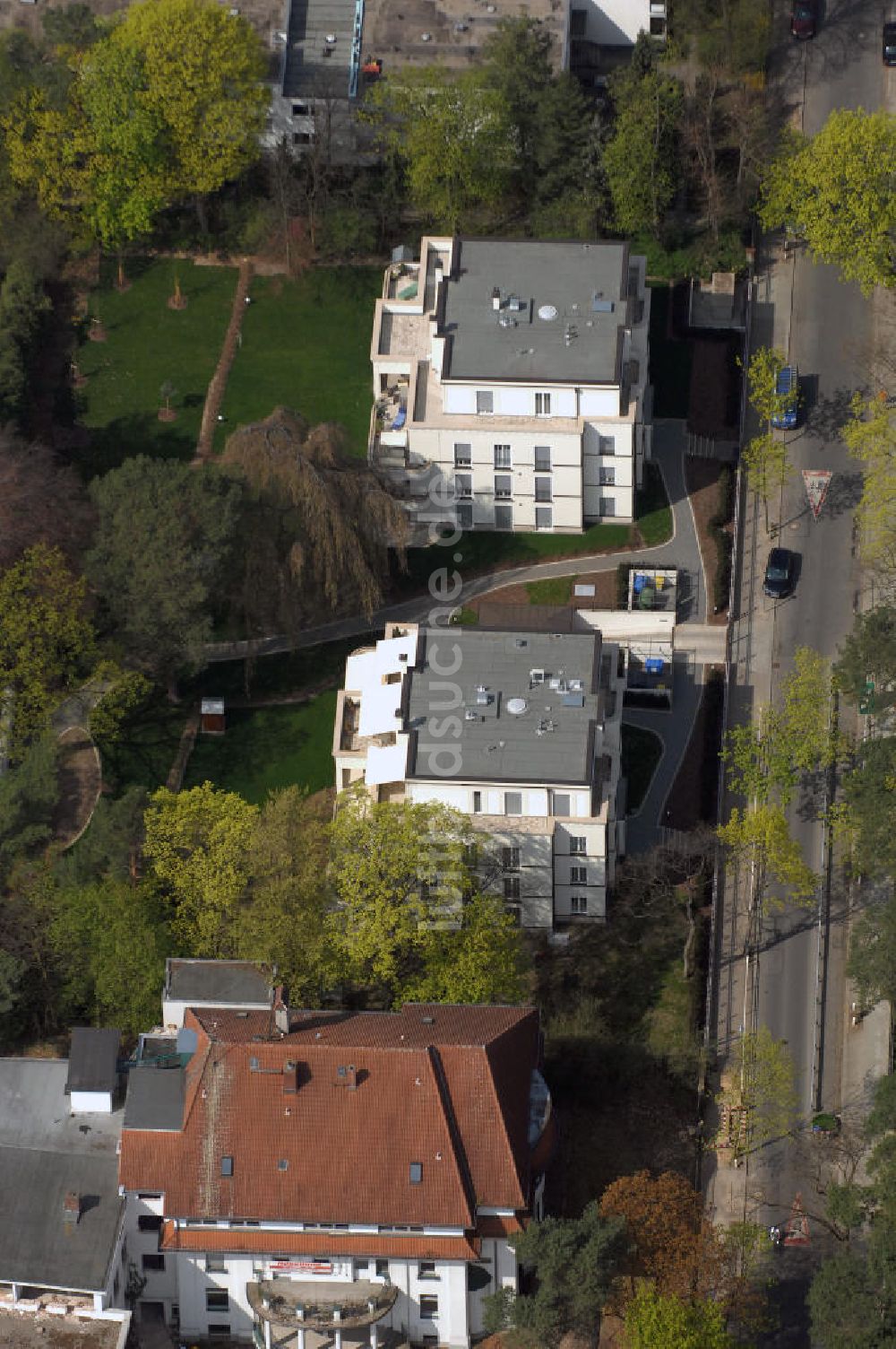 Luftbild Berlin - Neubau Einfamilienhäuser an der Delbrückstrasse 15 am Hubertussee in 14193 BERLIN