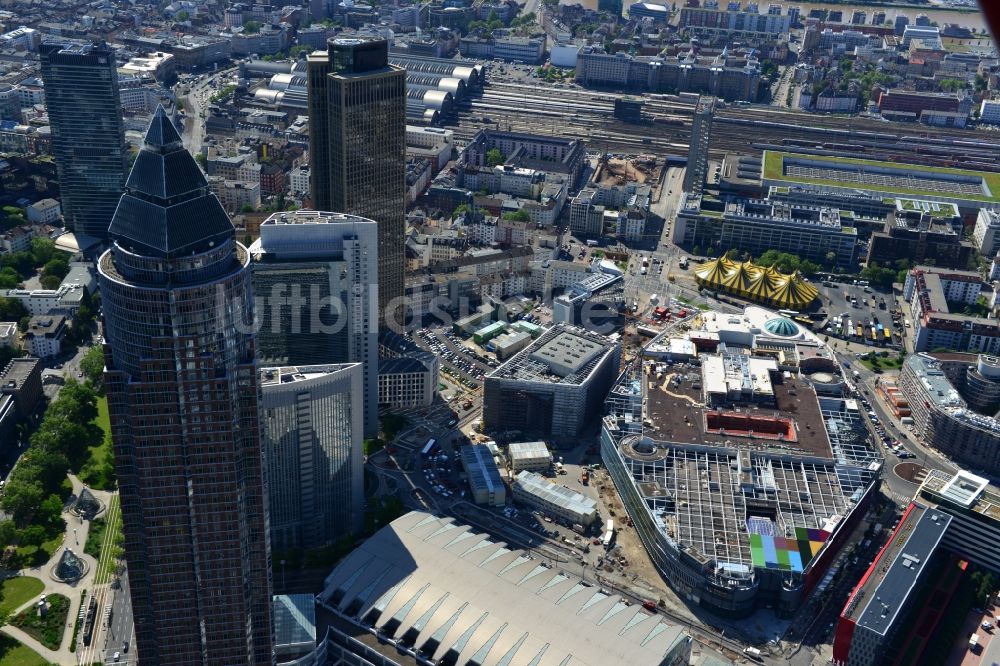 Frankfurt am Main aus der Vogelperspektive: Neubau des Einkaufs- Zentrum Skyline Plaza im Ortsteil Gallus in Frankfurt am Main im Bundesland Hessen, Deutschland