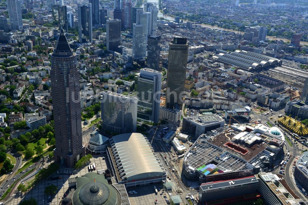 Luftaufnahme Frankfurt am Main - Neubau des Einkaufs- Zentrum Skyline Plaza im Ortsteil Gallus in Frankfurt am Main im Bundesland Hessen, Deutschland