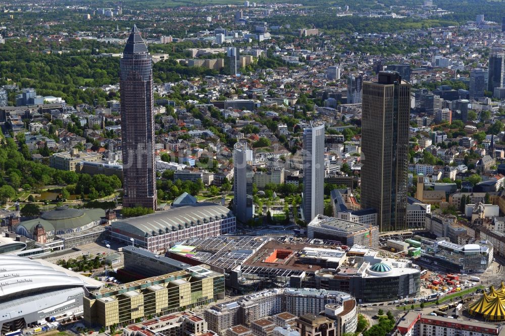 Frankfurt am Main aus der Vogelperspektive: Neubau des Einkaufs- Zentrum Skyline Plaza im Ortsteil Gallus in Frankfurt am Main im Bundesland Hessen, Deutschland