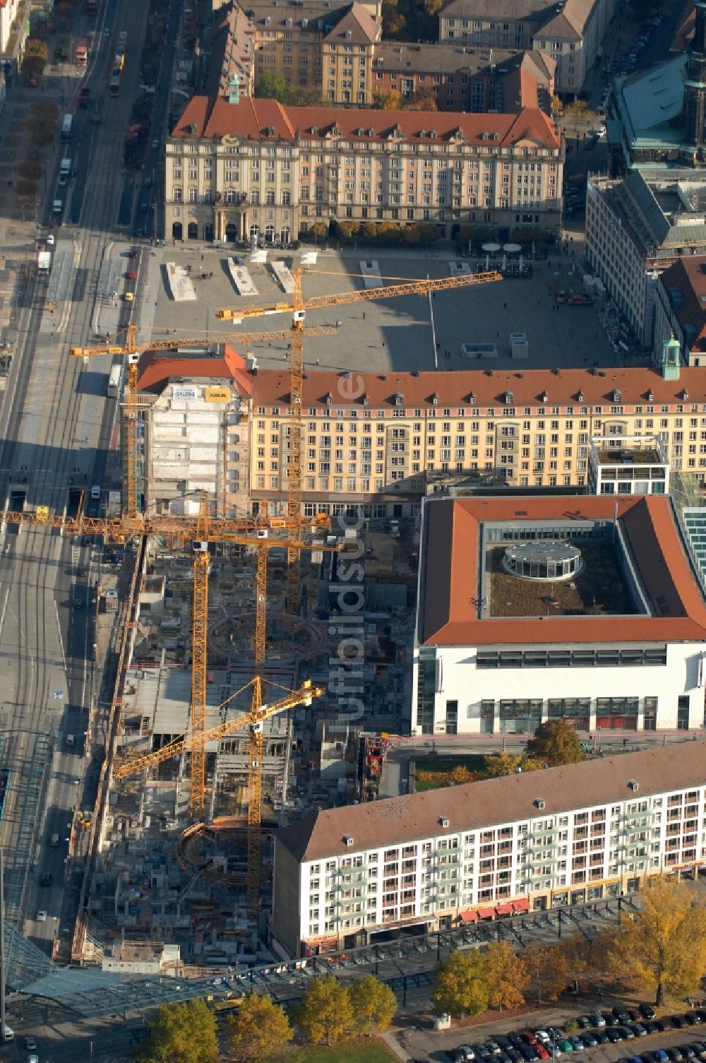 Dresden von oben - Neubau des Einkaufszentrum Altmarkt Galerie der ECE Projektmanagement GmbH in Dresden im Bundesland Sachsen