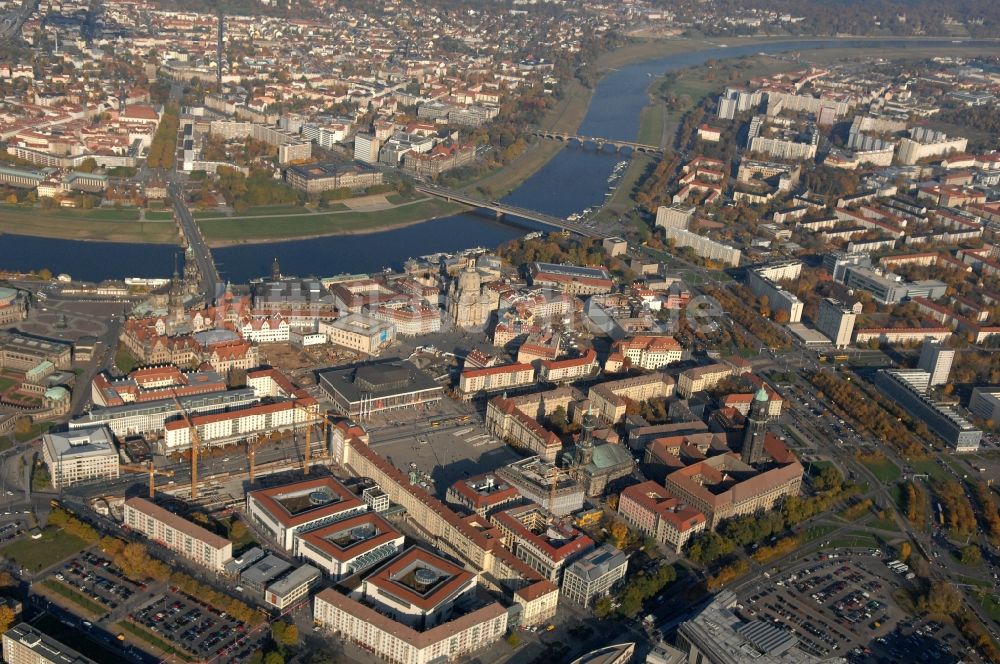 Dresden von oben - Neubau des Einkaufszentrum Altmarkt Galerie der ECE Projektmanagement GmbH in Dresden im Bundesland Sachsen