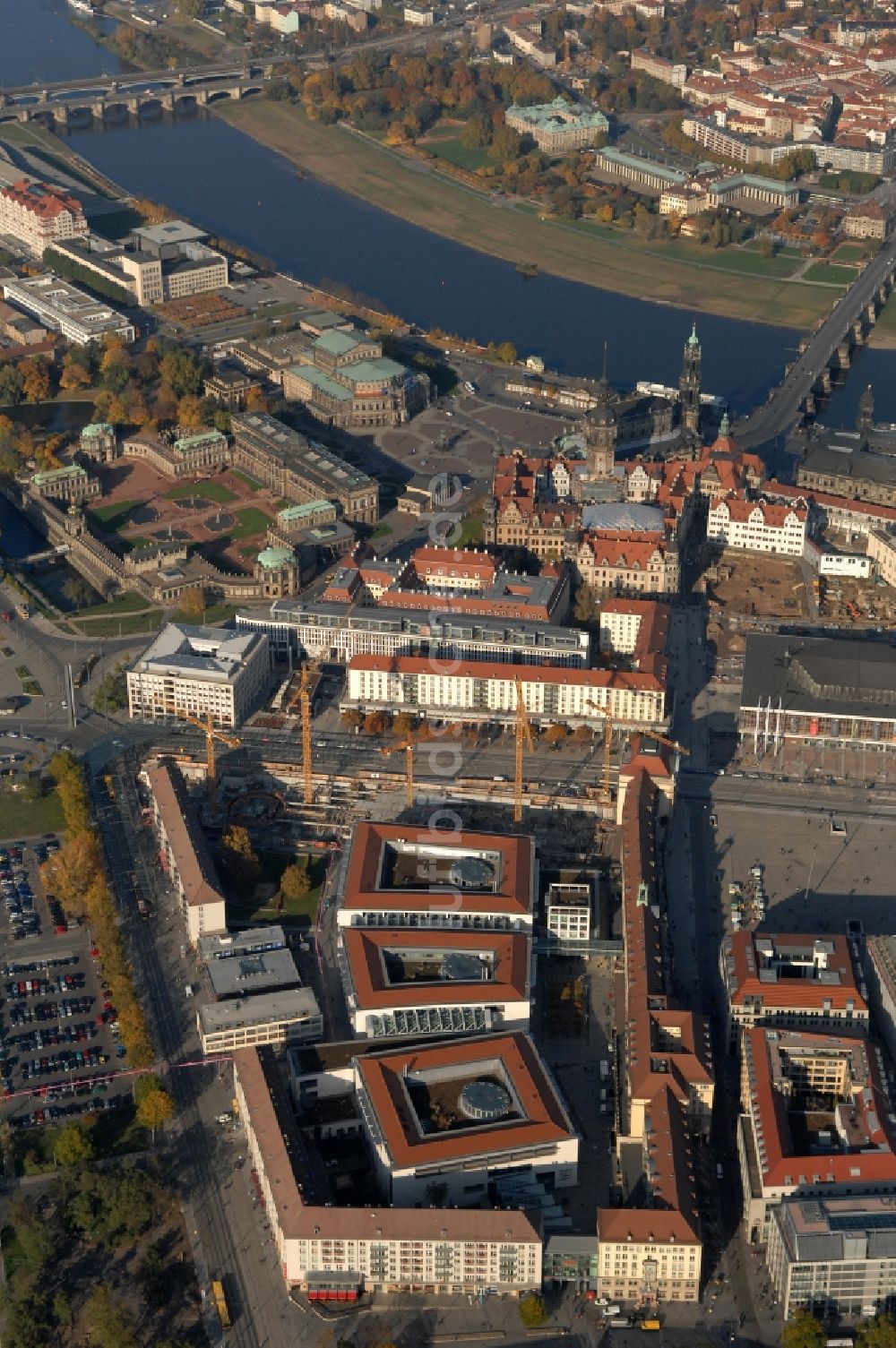 Dresden aus der Vogelperspektive: Neubau des Einkaufszentrum Altmarkt Galerie der ECE Projektmanagement GmbH in Dresden im Bundesland Sachsen