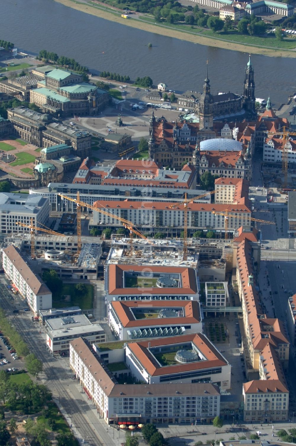 Dresden aus der Vogelperspektive: Neubau des Einkaufszentrum Altmarkt Galerie der ECE Projektmanagement GmbH in Dresden im Bundesland Sachsen