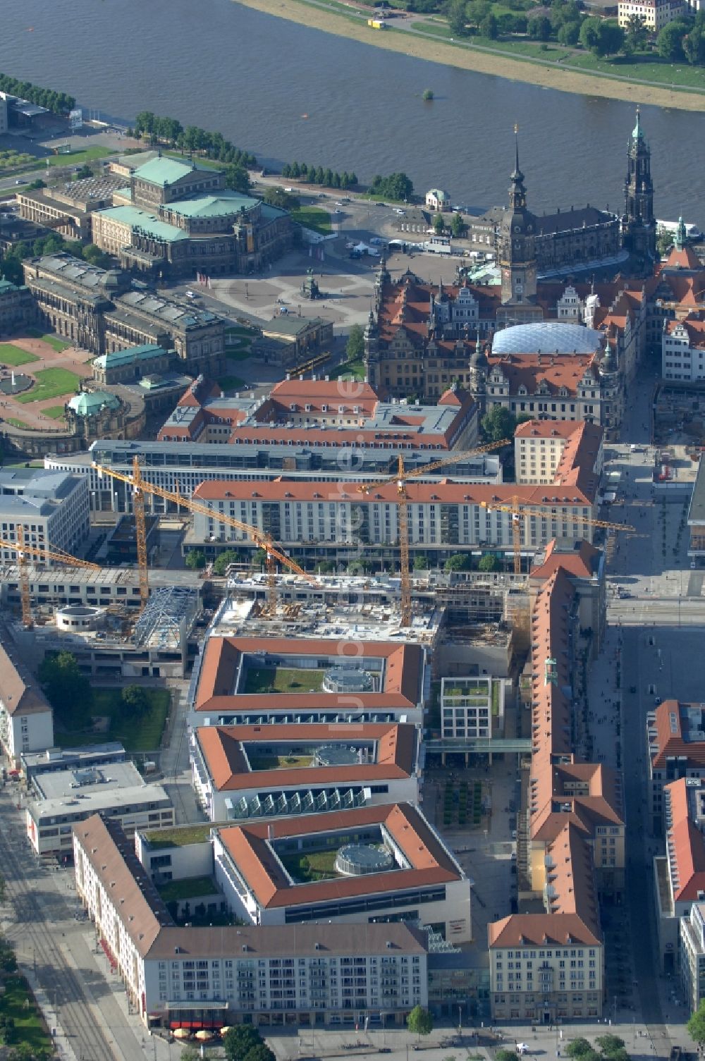 Dresden von oben - Neubau des Einkaufszentrum Altmarkt Galerie der ECE Projektmanagement GmbH in Dresden im Bundesland Sachsen