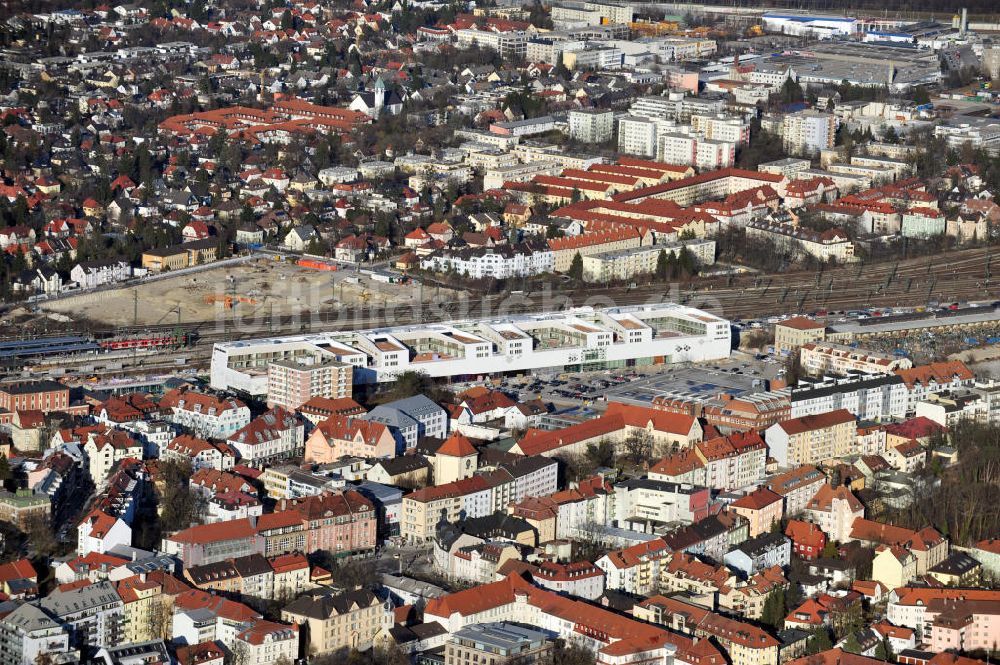 München-Pasing aus der Vogelperspektive: Neubau des Einkaufszentrums Pasing Arcaden in München-Pasing