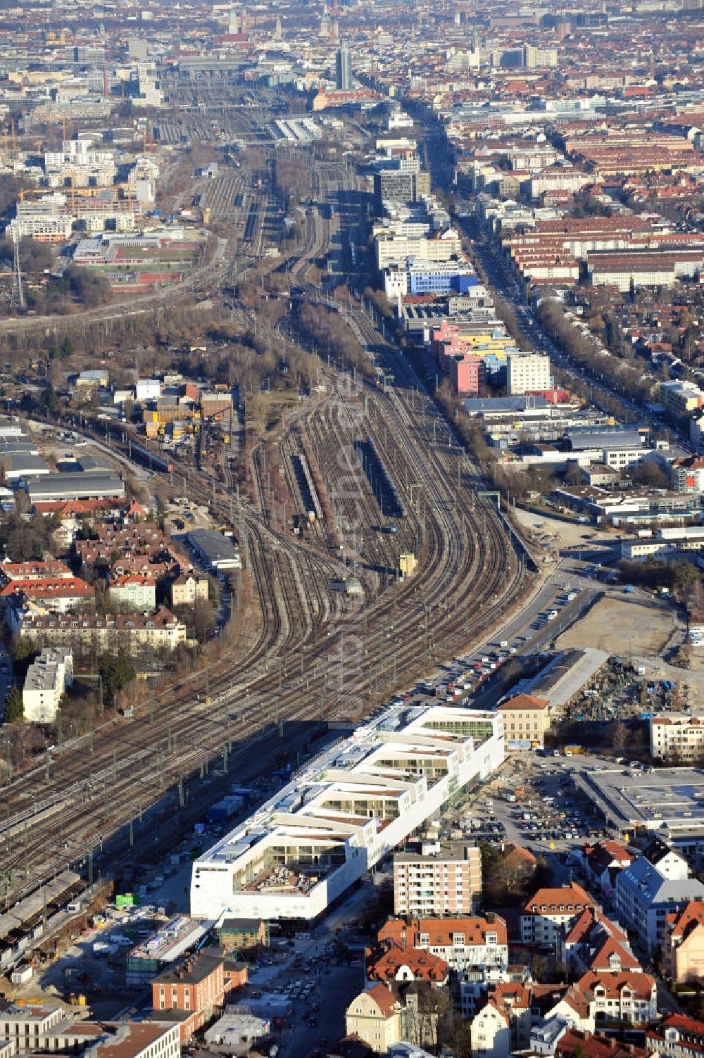 München-Pasing aus der Vogelperspektive: Neubau des Einkaufszentrums Pasing Arcaden in München-Pasing