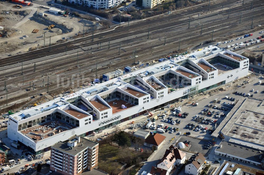 München-Pasing aus der Vogelperspektive: Neubau des Einkaufszentrums Pasing Arcaden in München-Pasing