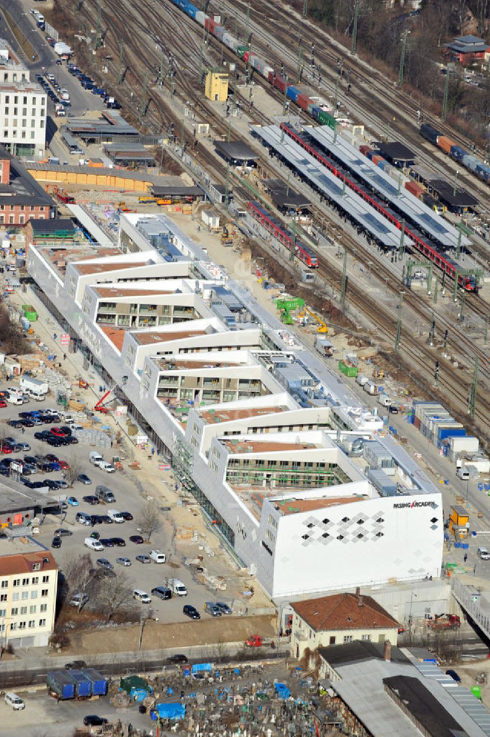 München-Pasing von oben - Neubau des Einkaufszentrums Pasing Arcaden in München-Pasing