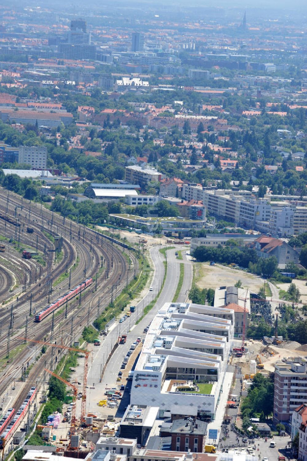 München Pasing aus der Vogelperspektive: Neubau des Einkaufszentrums Pasing Arcaden in München-Pasing