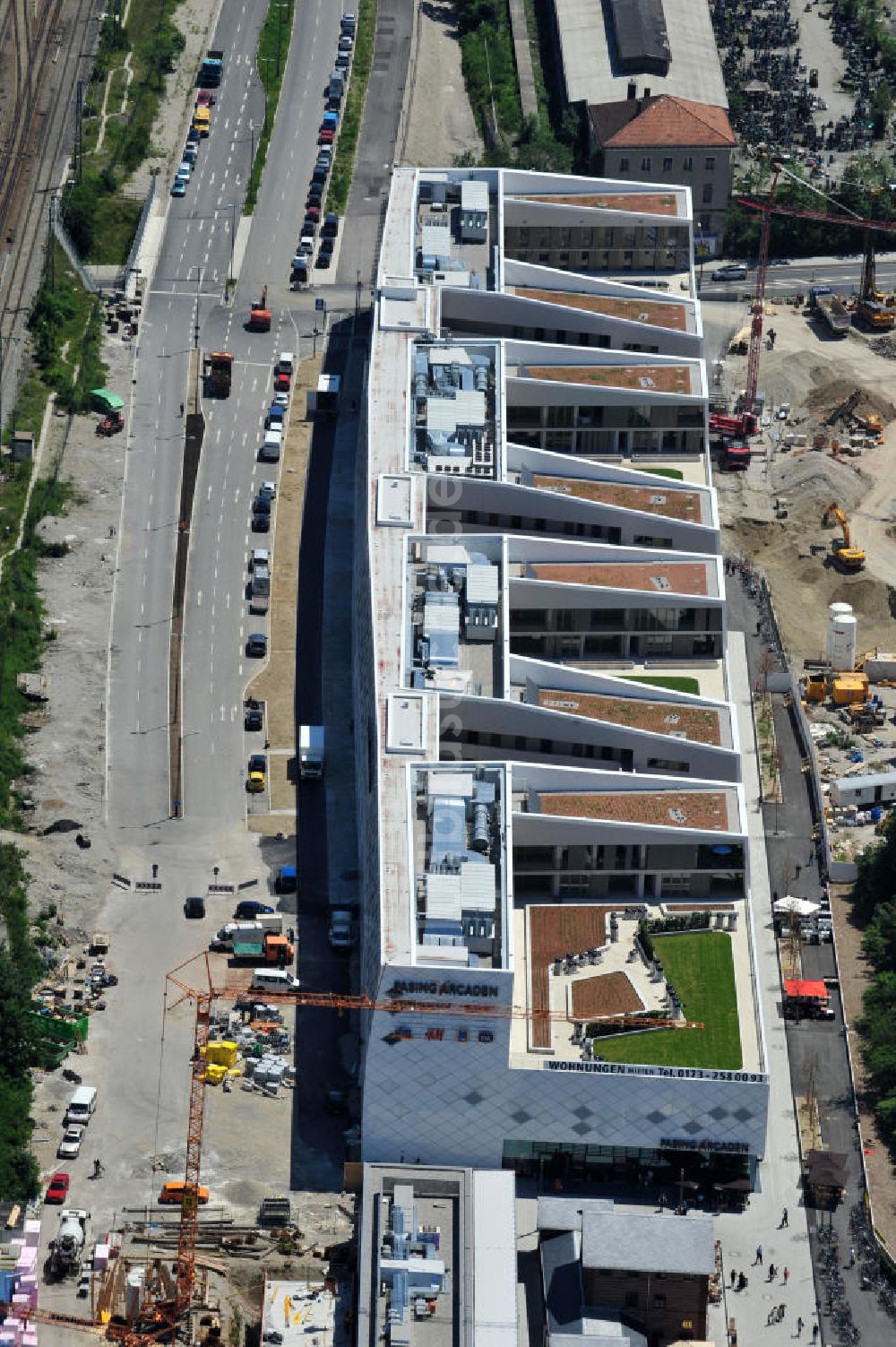 München Pasing aus der Vogelperspektive: Neubau des Einkaufszentrums Pasing Arcaden in München-Pasing