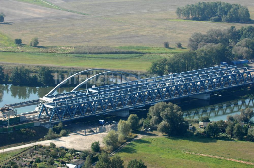 RATHENOW aus der Vogelperspektive: Neubau der Eisenbahnüberführung Havelbrücke Rathenow