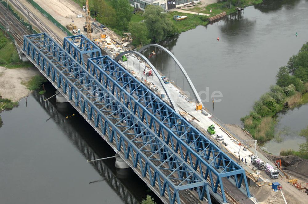 Luftbild Rathenow - Neubau der Eisenbahnüberführung Havelbrücke Rathenow