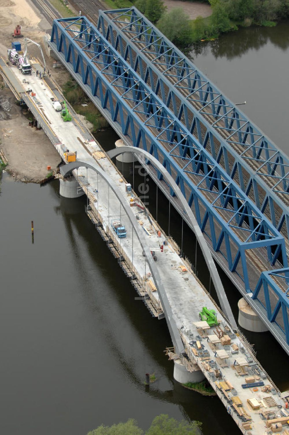 Luftbild Rathenow - Neubau der Eisenbahnüberführung Havelbrücke Rathenow